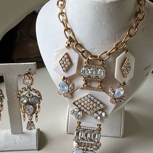 3pc necklace & earring faux pearls and crystals set